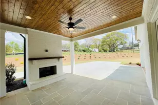 212 Suwanee Ave, Suwanee, GA 30024 - Photo 27