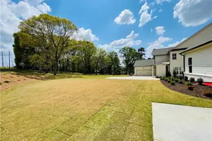 212 Suwanee Ave, Suwanee, GA 30024 - Photo 29