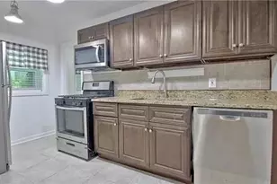 2526 Semmes St, Atlanta, GA 30344 - Photo 9