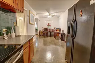 281 Springdale Dr, Winder, GA 30680 - Photo 5