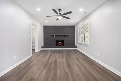 2180 E Chester Circle SE, Conyers, GA 30013 - Photo 11