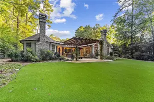 1905 Gainsborough Dr, Atlanta, GA 30341 - Photo 45