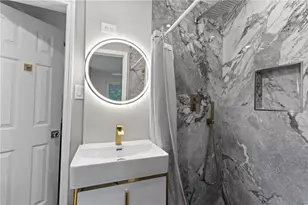 1905 Gainsborough Dr, Atlanta, GA 30341 - Photo 31