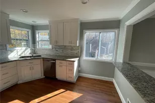 2570 Rocky Springs Dr, Marietta, GA 30062 - Photo 13