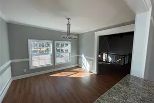 2570 Rocky Springs Dr, Marietta, GA 30062 - Photo 9