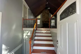 2570 Rocky Springs Dr, Marietta, GA 30062 - Photo 3