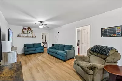 3662 Lakeview Drive, Gainesville, GA 30501 - Photo 9