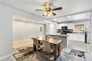 2699 Lincoln Ct NW, Atlanta, GA 30318 - Photo 9