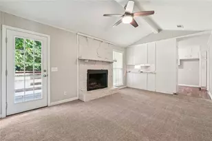 3910 Lisas Dr NW, Marietta, GA 30064 - Photo 11