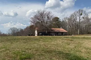 214 Homer Stephens Rd, Cornelia, GA 30531 - Photo 3