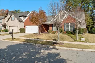 1943 Jameson Circle, Lawrenceville, GA 30043 - Photo 3