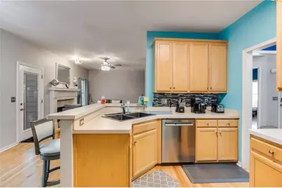 4321 Clairesbrook Lane, Acworth, GA 30101 - Photo 9