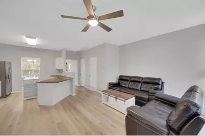 940 Tree Creek Boulevard, Lawrenceville, GA 30043 - Photo 19