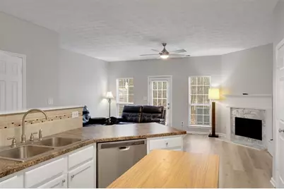 940 Tree Creek Boulevard, Lawrenceville, GA 30043 - Photo 11