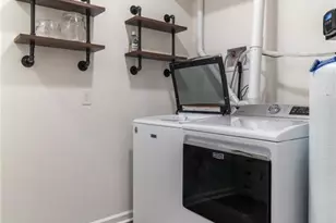 301 Cochin Dr, Woodstock, GA 30188 - Photo 15