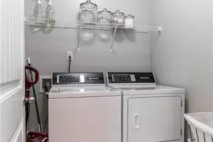 301 Cochin Dr, Woodstock, GA 30188 - Photo 35