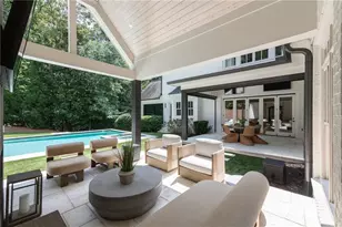 1191 W Conway Dr, Atlanta, GA 30327 - Photo 17