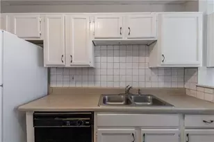 776 Crestside Ct, Austell, GA 30168 - Photo 5