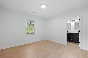 2885 Dale Creek Dr NW, Atlanta, GA 30318 - Photo 17