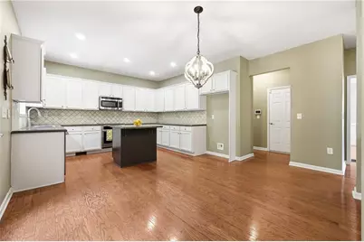 304 Meadowcrest Circle, Canton, GA 30115 - Photo 13