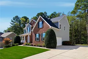 304 Meadowcrest Cir, Canton, GA 30115 - Photo 3