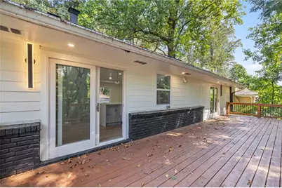 621 Hammond Drive, Atlanta, GA 30328 - Photo 17