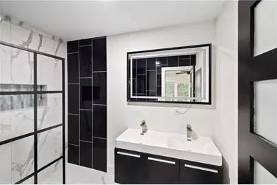 621 Hammond Drive, Atlanta, GA 30328 - Photo 5