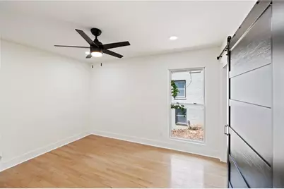 621 Hammond Drive, Atlanta, GA 30328 - Photo 9