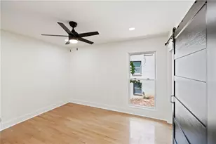 621 Hammond Dr, Atlanta, GA 30328 - Photo 9