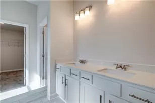 703 Bristol Dr, Loganville, GA 30052 - Photo 17