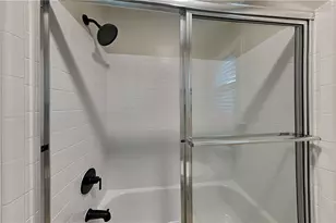 3298 Robinson Oaks Way NE, Marietta, GA 30062 - Photo 17