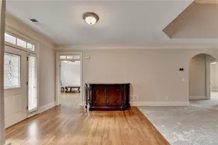 521 Sandy Cove Dr, Loganville, GA 30052 - Photo 5