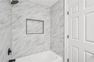 112 Barrington Hills Dr, Atlanta, GA 30350 - Photo 9