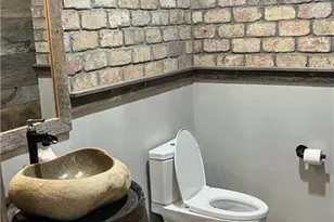 807 Sewell Rd, Lavonia, GA 30553 - Photo 11