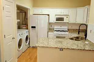 1349 Orchard Park Dr, Stone Mountain, GA 30083 - Photo 3