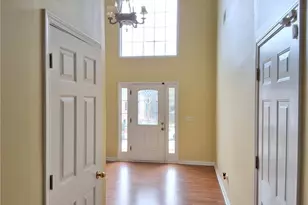 7365 Royale Ln, Riverdale, GA 30296 - Photo 5