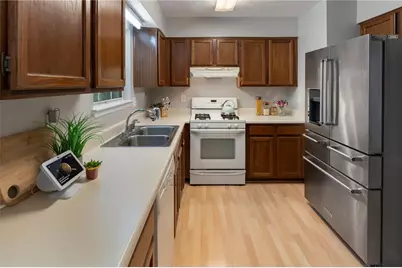 1104 Huntington Trace SE, Smyrna, GA 30082 - Photo 9