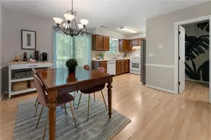 1104 Huntington Trce SE, Smyrna, GA 30082 - Photo 7