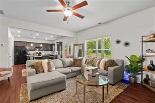 586 Collington Cir, Dalton, GA 30721 - Photo 5