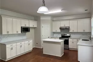 555 Midhurst Pl, Johns Creek, GA 30024 - Photo 7