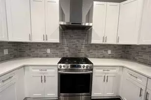 8025 Linfield Way, Atlanta, GA 30350 - Photo 5