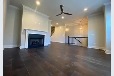 8025 Linfield Way, Atlanta, GA 30350 - Photo 3