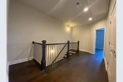 8025 Linfield Way, Atlanta, GA 30350 - Photo 9