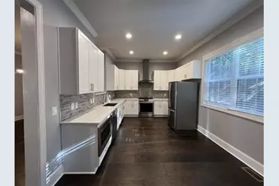 8025 Linfield Way, Atlanta, GA 30350 - Photo 7