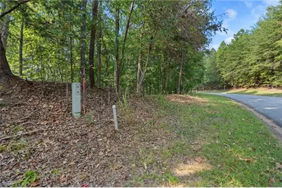 6314 Point Twenty Two, Gainesville, GA 30506 - Photo 9