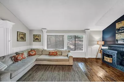 924 Model Court, Stone Mountain, GA 30088 - Photo 5