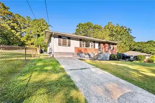 6419 Arthur Dr, Lithia Springs, GA 30122 - Photo 3