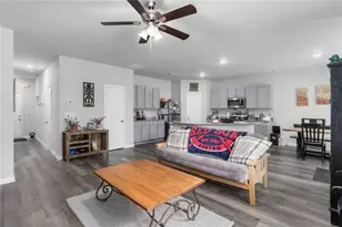 9122 Golfview Cir, Covington, GA 30014 - Photo 11