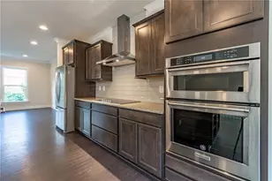 883 Stone Crest Rd, Atlanta, GA 30324 - Photo 11