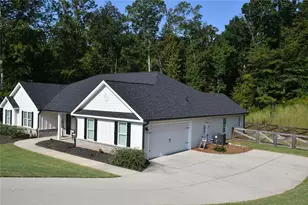 951 Oconee Ln, Commerce, GA 30529 - Photo 3